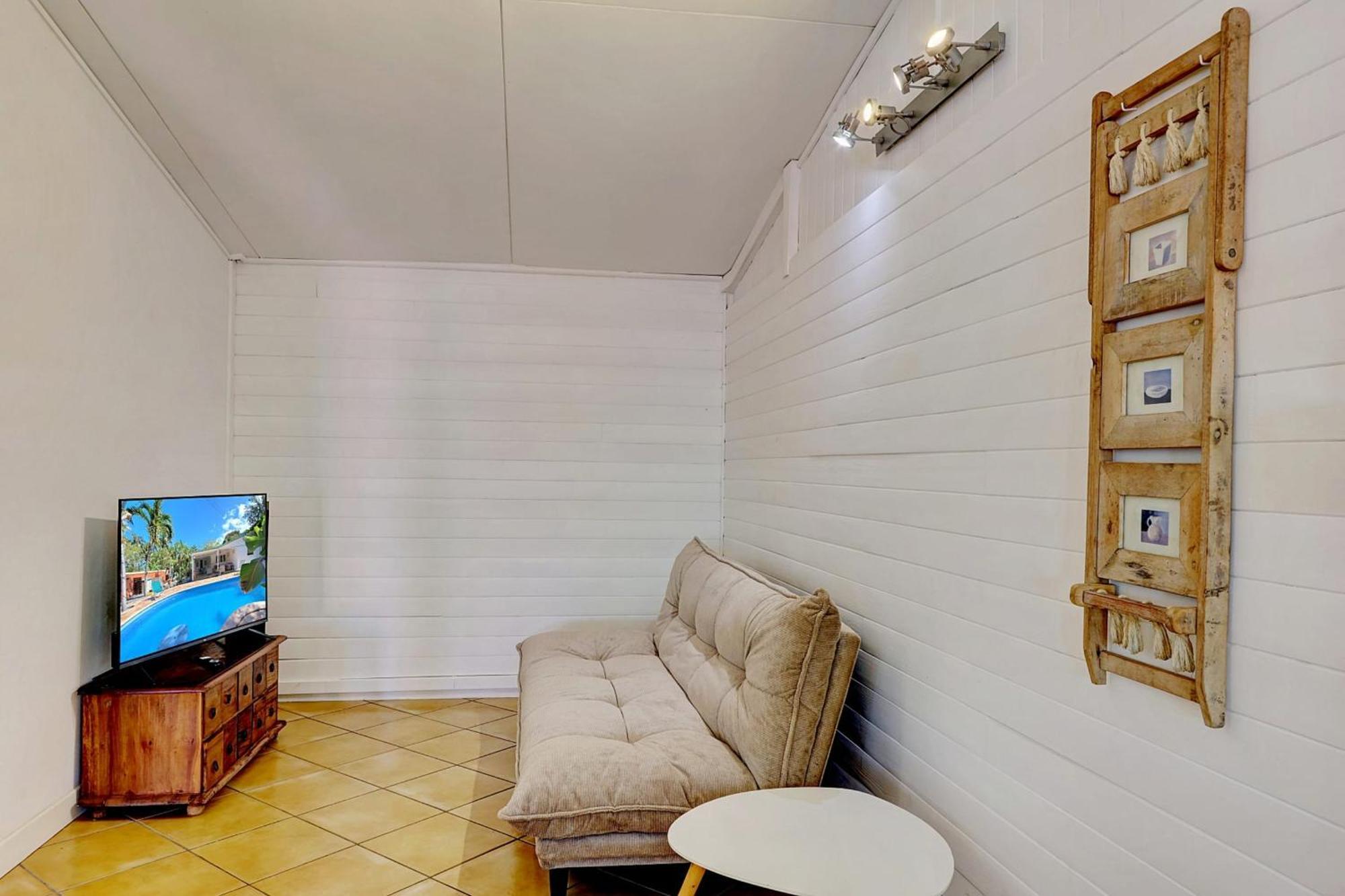 La Villa D'Eden - Saint Gilles Les Bains Exteriér fotografie